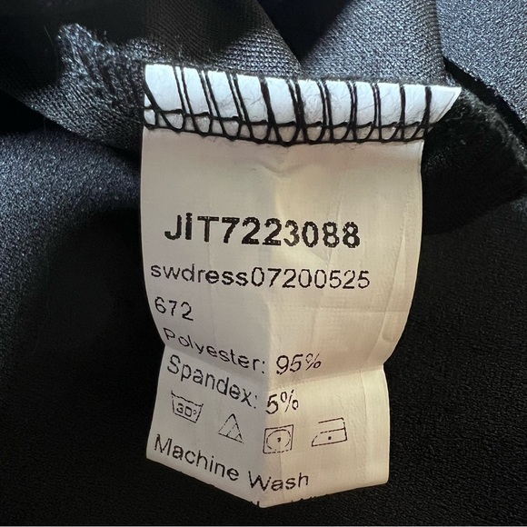 Shein Curve Black Short Sleeve Scallop Trim Dress - Picture 7 of 8